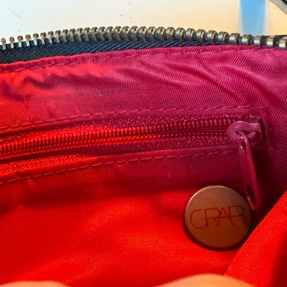 High End GRAB Black & Red Supple Genuine Leather Zip Women’s Wallet MINTY - Picture 4 of 8